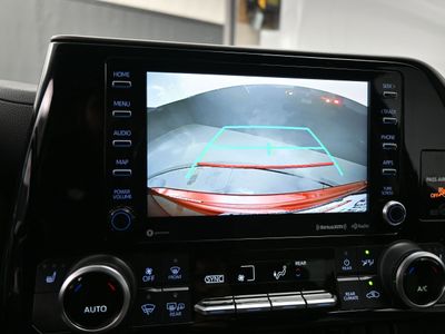 2026 2022 Toyota Highlander XLE SUV - Photo 12