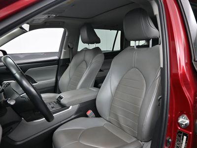 2026 2022 Toyota Highlander XLE SUV - Photo 16