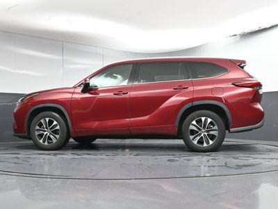 2026 2022 Toyota Highlander XLE SUV - Photo 29