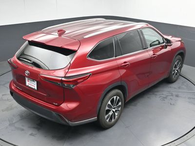 2026 2022 Toyota Highlander XLE SUV - Photo 34