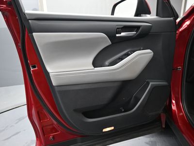 2026 2022 Toyota Highlander XLE SUV - Photo 15