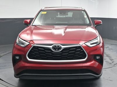 2026 2022 Toyota Highlander XLE SUV - Photo 2