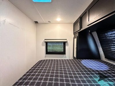2022 Coachmen RV Freedom Express - Photo 45