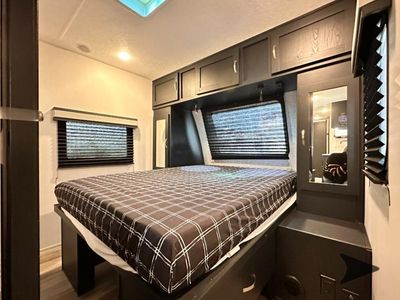 2022 Coachmen RV Freedom Express - Photo 44