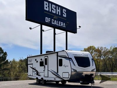 2022 Coachmen RV Freedom Express - Photo 1