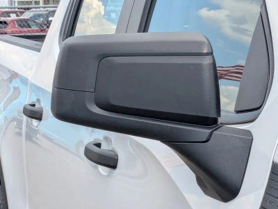 2024 GMC Sierra 1500 — photo 11 view