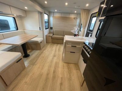 2026 Winnebago Thrive - Photo 7
