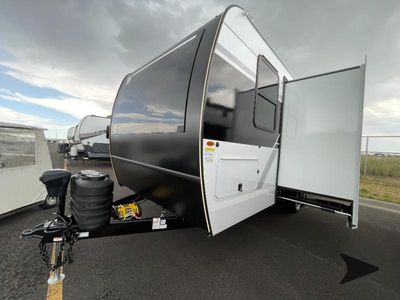 2026 Winnebago Thrive - Photo 2