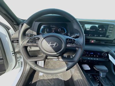 2026 Hyundai ELANTRA — photo 8 view