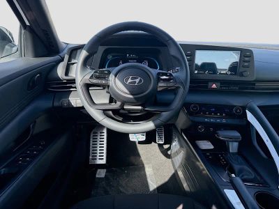 2026 Hyundai ELANTRA — photo 15 view