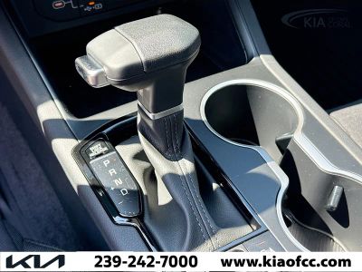2026 Kia K5 — photo 26 view