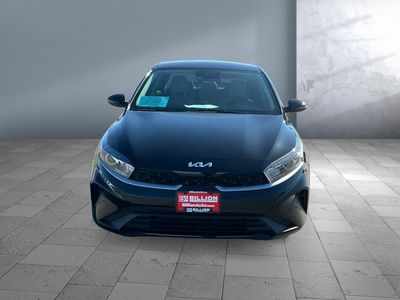 2023 Kia Forte - Photo 2