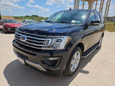 2021 Ford Expedition — rear three-quarter view