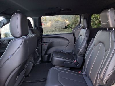2026 Chrysler Voyager - Photo 14