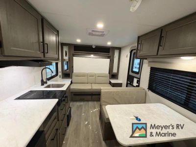 2025 Grand Design Transcend One - Photo 10