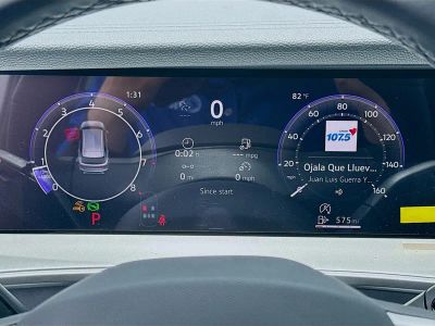 2026 Volkswagen Tiguan — photo 11 view