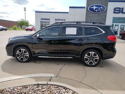 2023 Subaru Ascent — photo 11 view