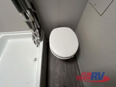 2024 Forest River RV Aurora - Photo 33