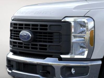 2026 Ford Super Duty F-250 SRW - Photo 9
