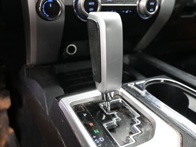 2026 2019 Toyota Tundra Limited 5.7L V8 Truck CrewMax - Photo 14