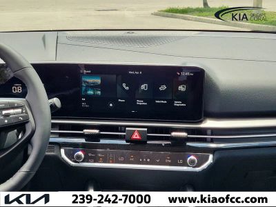 2026 Kia Sportage — photo 18 view