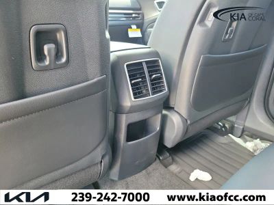 2026 Kia Sportage — photo 13 view