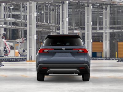 2026 Toyota Grand Highlander — photo 8 view