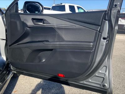 2025 Toyota Camry — photo 18 view