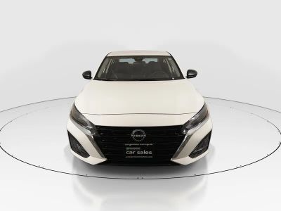 2025 Nissan Altima - Photo 2