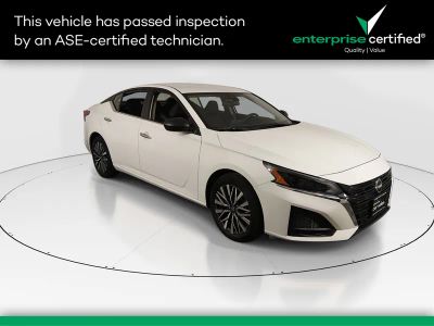 2025 Nissan Altima - Photo 1