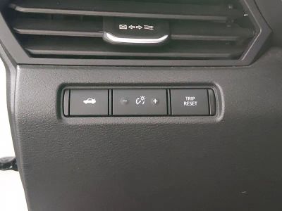 2025 Nissan Altima - Photo 13