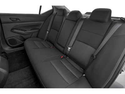2025 Nissan Altima - Photo 9