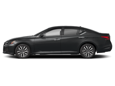 2025 Nissan Altima - Photo 3