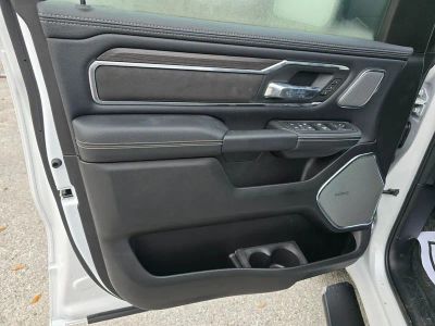 2026 Ram 1500 — photo 16 view