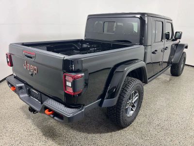 2026 Jeep Gladiator — detail view