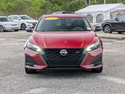 2023 Nissan Altima — photo 8 view