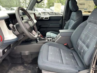 2026 Ford Bronco — photo 13 view