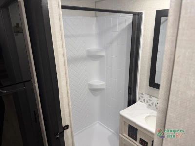 2025 Forest River RV Surveyor Legend — photo 37 view