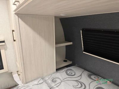 2025 Forest River RV Surveyor Legend — photo 20 view