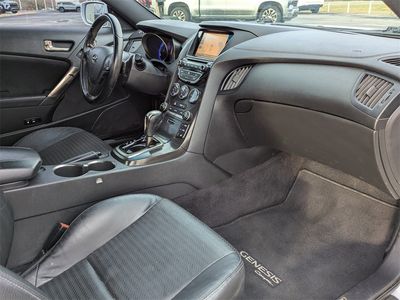 2016 Hyundai Genesis Coupe - Photo 9