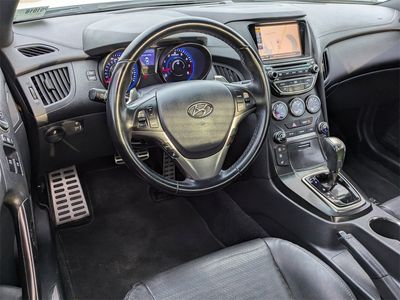 2016 Hyundai Genesis Coupe - Photo 10