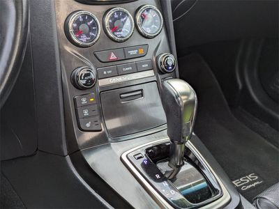 2016 Hyundai Genesis Coupe - Photo 13