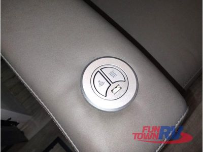 2025 Venture RV Stratus - Photo 27