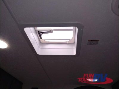 2025 Venture RV Stratus - Photo 44