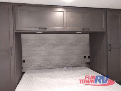 2025 Venture RV Stratus - Photo 39