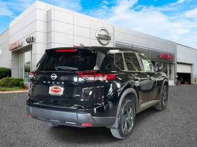 2026 Nissan Rogue — detail view