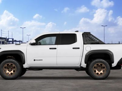2026 Toyota Tacoma i-FORCE MAX - Photo 4
