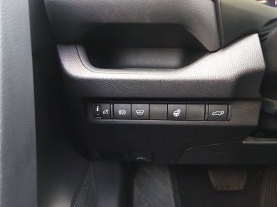 2024 Toyota RAV4 - Photo 13