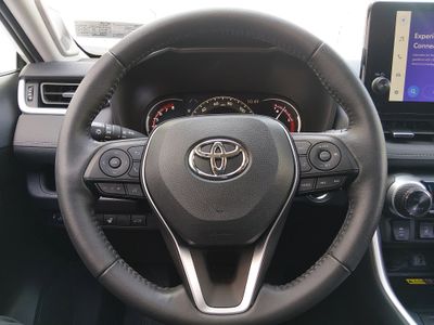 2024 Toyota RAV4 - Photo 12