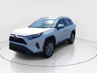 2024 Toyota RAV4 - Photo 3